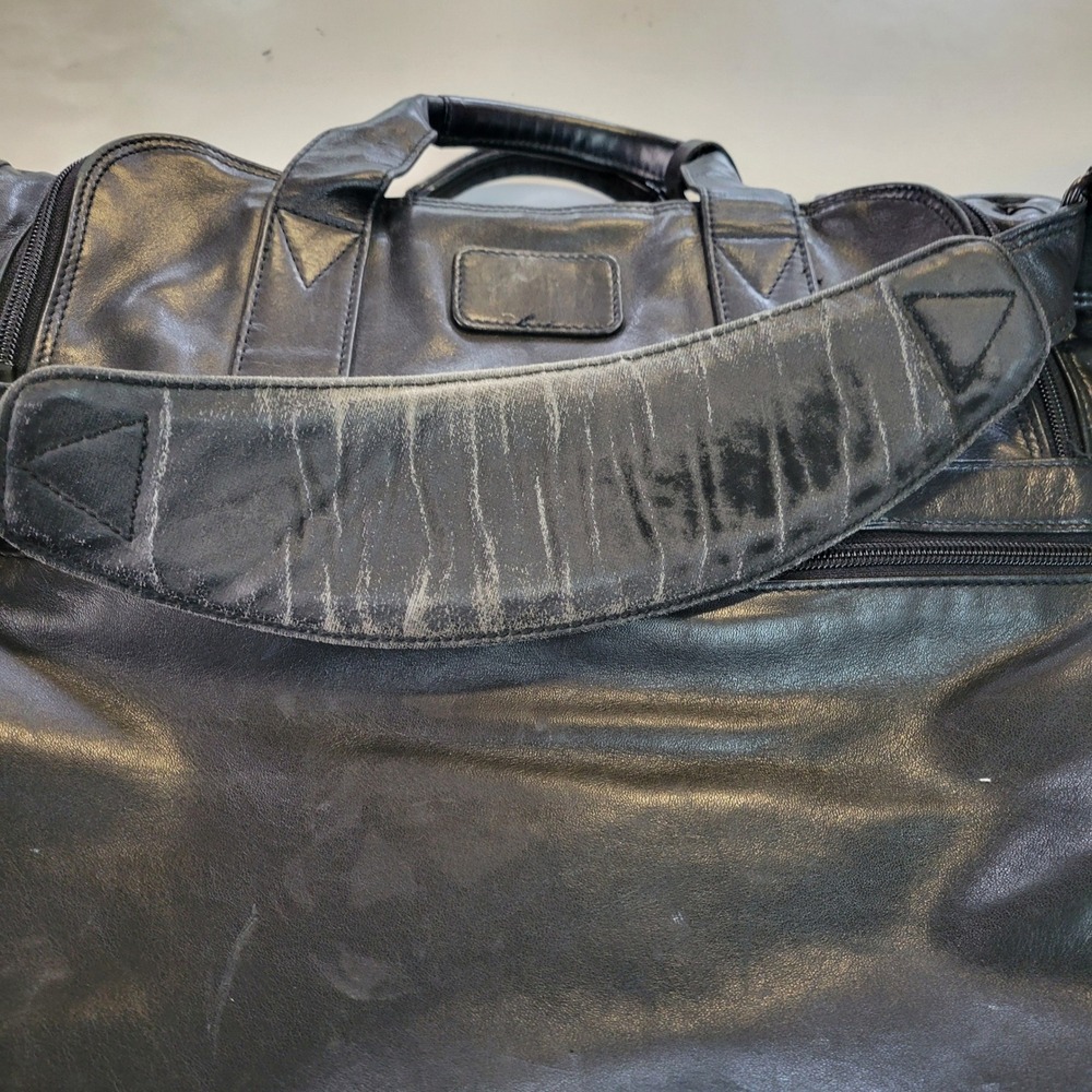 Tumi Black Leather Laptop Bag Briefcase Travel Bag 17x14 - Picture 7 of 14
